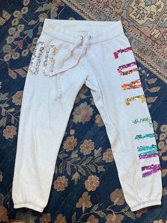 Victoria's Secret Pants - Vintage VS Pink Low Rise Capri Sequin Sweatpants